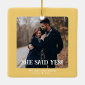 Einfache Retro Erste Weihnachtsfeier Verlobtes Fot Keramikornament (Rückseite)