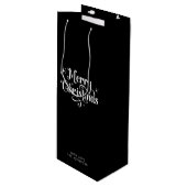 Einfache Retro Script Schwarz & Weiß Frohe Weihnac Geschenktüte Für Weinflaschen (Vorderseite Schrägansicht)