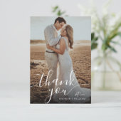 Einfache romantische Script-Foto Hochzeit Dankeskarte (Stehend Vorderseite)