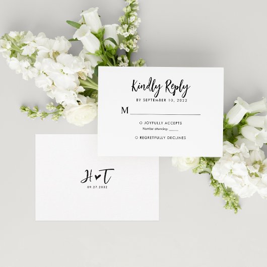 Einfache romantische Script Heart Monogram Wedding RSVP Karte