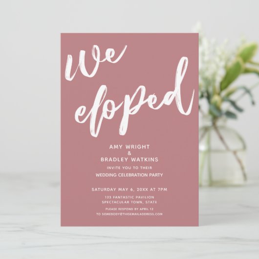 Einfache Rose Wir haben Hochzeitsempfang Einladung (Stehend Vorderseite)