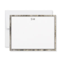 Einfache Rustikal-Holzbordinitialen