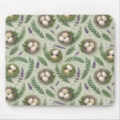 Einfache Salbeigrüne Ostereier Lavendel-Nest Mousepad (Vorne)