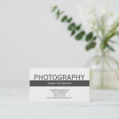Einfache Schlicht-Grau-White-Fotograf-Visitenkarte Visitenkarte (Stehend Vorderseite)