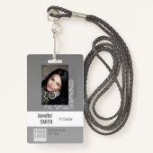 Einfache Schlicht-Graue Logo-Barcode-ID-Vorlage Ausweis (Vorderseite mit Schlüsselband)