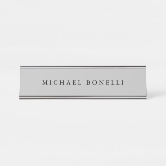 Einfache Schlichte Moderne Elegant Silver Gray Schreibtischnamensplakette (Vorderseite )