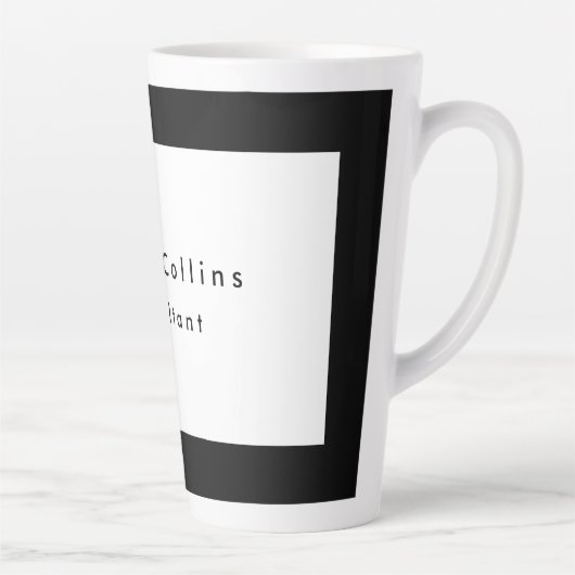 Einfache Schlichte schwarze Grenze Minimalistisch Milchtasse (Rechts)