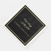 Einfache Schwarz-Gold-Typografie-Probe Serviette (Ecke)