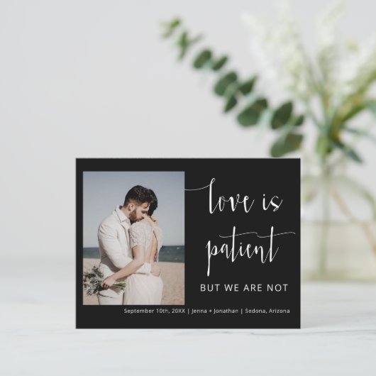 Einfache Schwarz Moderne Minimal Script Foto Elope Postkarte (Stehend Vorderseite)