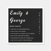 Einfache Schwarz-Weiß-Chic-Fun-Fakten Hochzeit Serviette (Vorderseite)