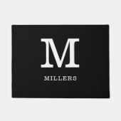 Einfache Schwarz-Weiß-Familienname Mit Monogramm Fußmatte (Vorderseite)