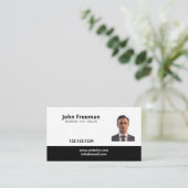 Einfache Schwarz-Weiß-Foto-Versicherungs-Agent Visitenkarte (Stehend Vorderseite)