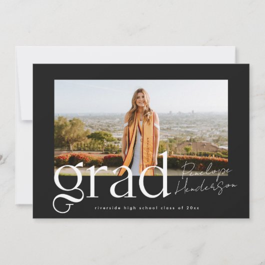 Einfache Schwarz-Weiß-Klasse 2025 Abschluss Ankündigung (Vorderseite)