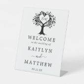 Einfache Schwarz-Weiß-Monogram-Herz-Hochzeit Sockelschild (Vorderseite)