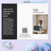 Einfache Schwarz-Weiß-Monogramm Moderne Broschüre (Einzeln)