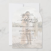 Einfache Schwarz-Weiß-Overlay-Foto-Hochzeit Einladung (Vorderseite)