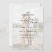 Einfache Schwarz-Weiß-Overlay-Foto-Hochzeit Einladung (Vorderseite)