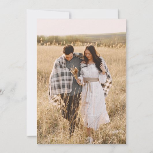 Einfache Schwarz-Weiß-Typografie-Hochzeit Einladung (Rückseite)