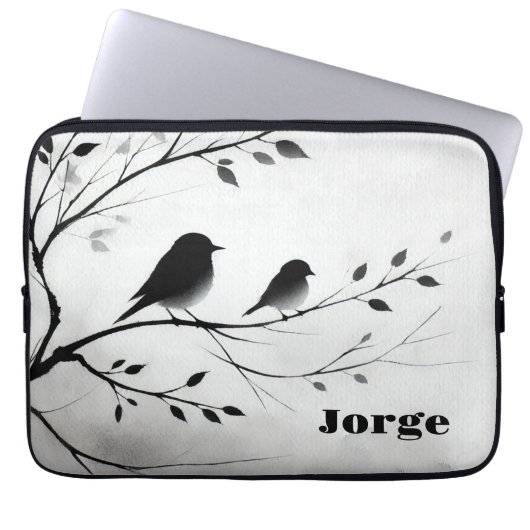 Einfache Schwarz-Weiß-Vögel, die in Bäumen herumbl Laptopschutzhülle (Vorderseite)