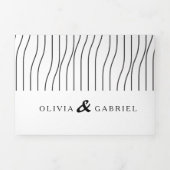 Einfache Schwarz-weiße Hochzeit Dreifach Gefaltete Einladung (Cover)