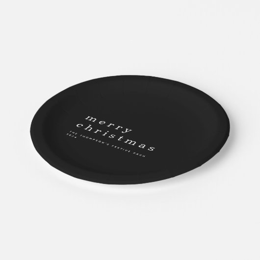 Einfache Schwarz-weiße Typografie Frohe Weihnachte Pappteller (Schrägansicht)