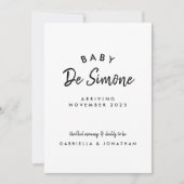 Einfache Schwarz-weiße Typografie Schwangerschaft Ankündigung (Vorderseite)