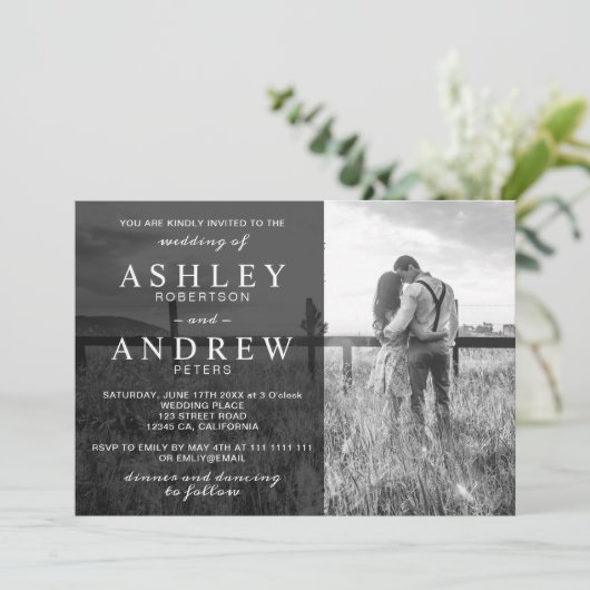 Einfache Schwarz-weiße und moderne Hochzeit im Fot Einladung (Stehend Vorderseite)