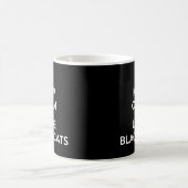 Einfache Schwarze Behaltend Ruhe und Liebe Schwarz Kaffeetasse (Mittel)