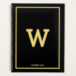 Einfache Schwarze Gold Erstmonogramm monatlich Planer<br><div class="desc">Ein einfaches Design mit schwarzer Hintergrundfarbe und dem in der Mitte platzierten eigenen Monogramm in Gold. Ein schönes minimalistisches Design, das für jeden geeignet ist. Ideales Geburtstagsgeschenk, Party-Dekoration, Wohngestaltung, Büroausstattung, Weihnachtsgeschenk oder Geschenk für jeden anderen besondere Anlass. Besuchen Sie unseren Shop und sehen Sie sich unsere gesamte Kollektion an. Passen...</div>