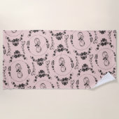 Einfache schwarze Herzen, Blüte, Unendlichkeit auf Strandtuch (Vorderseite)