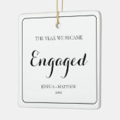 Einfache schwarze Schrift Unsere ersten Weihnachte Keramikornament (Links)