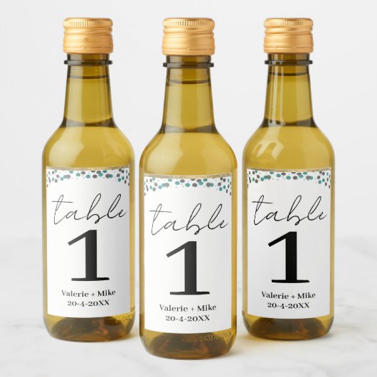 Einfache Schwarze Tischnummern mit Wi Hochzeit Weinetikett (Flaschen)