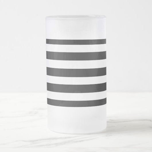 Einfache schwarze und weiße Streifen | Mattglas Bierglas (Mittel)