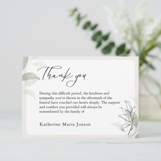 Einfache Script Greenery Beileid Beerdigung Dankeskarte (Stehend Vorderseite)