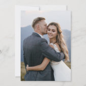 Einfache Script Taupe Zwei Foto Hochzeit Einladung (Rückseite)