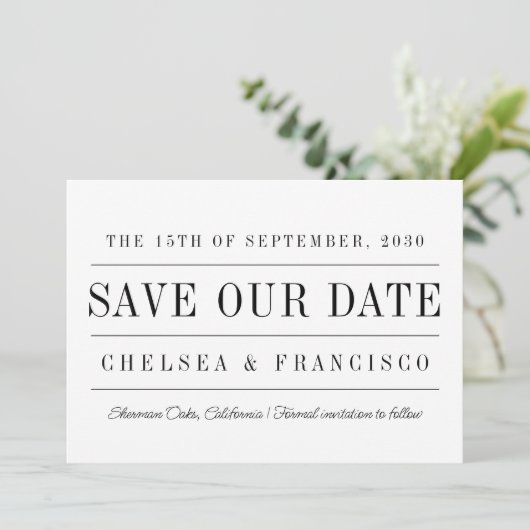 Einfache Serif-Moderne Typografie Hochzeit Save The Date (Stehend Vorderseite)