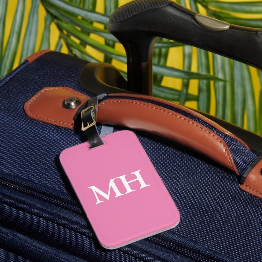 Einfache Solid Pink Initials Monogram Custom Girls Gepäckanhänger (Vorderseite Insitu 1)