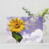 Einfache Sonnenblumen und Sonnenstrahlen Dank an R Dankeskarte (Stehend Vorderseite)