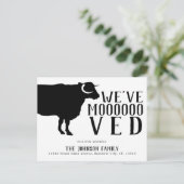 Einfache, sonnige Kuh, wir haben neue Adressversch Ankündigungspostkarte (Stehend Vorderseite)