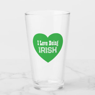 Einfache St. Patrick's Day Green I Liebe ist irisc Glas