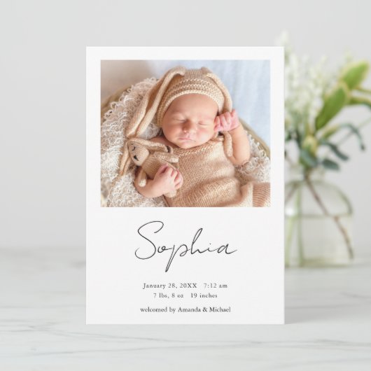 Einfache Stilftige, moderne Script Boy oder Girl B Ankündigung (Stehend Vorderseite)