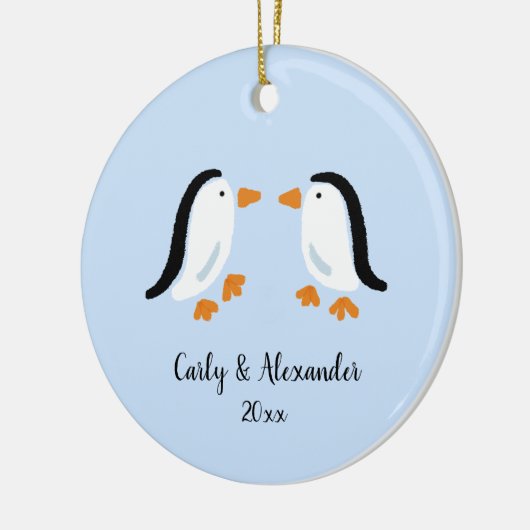 Einfache stilisierte Penguin Couple Custom Christm Keramik Ornament (Links)