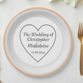 Einfache Teller aus Silber, Grau und Weißpapier