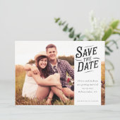 Einfache Typografie-Foto-Hochzeit Save The Date (Stehend Vorderseite)