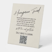 Einfache Typografie Honeymoon Fund QR Code Creme Sockelschild (Vorderseite)