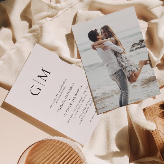 Einfache Typografie-Monogramm-Foto-Hochzeit Einladung