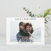 Einfache Typografie Rette unser Date Foto Einladun Save The Date (Stehend Vorderseite)