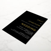 Einfache Typografie Wedding Black Gold Real Folieneinladung (Gedreht)
