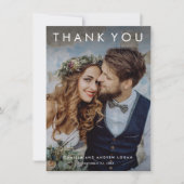 Einfache typografische Hochzeit des modernen Fotos Dankeskarte (Vorderseite)