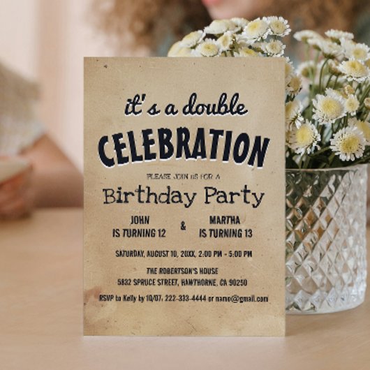Einfache und elegante Beige Double Birthday Party  Einladung